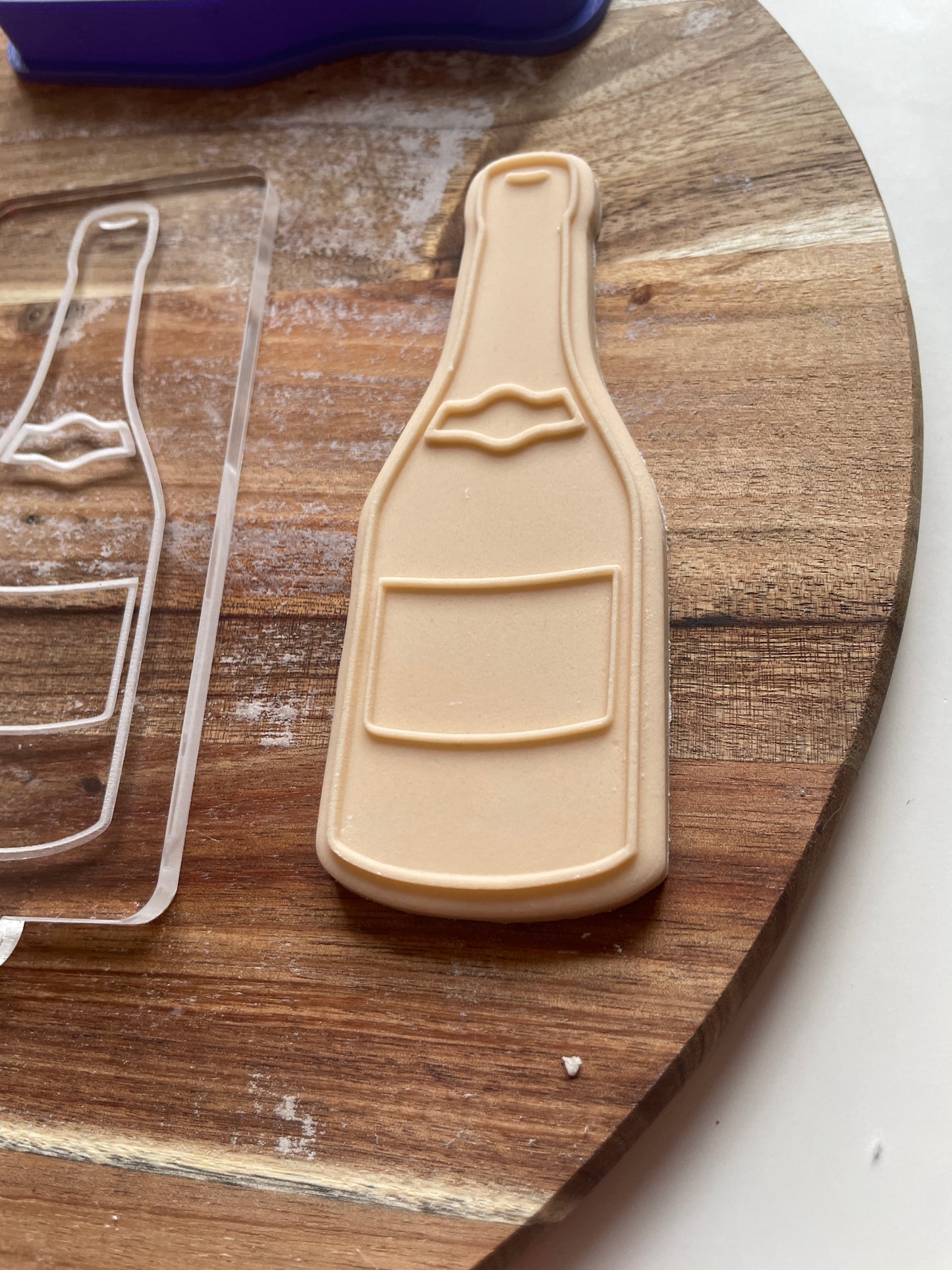 Champagne /  Prosecco bottle debosser and cutter