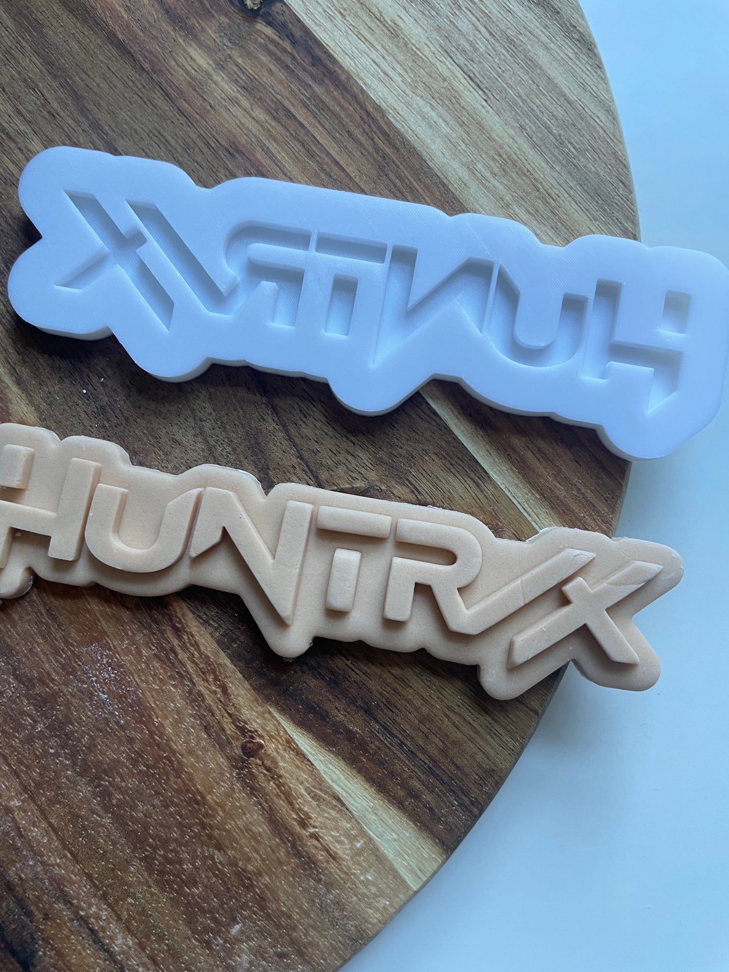 Kpop H/X Logo | Embosser / Debosser And Cutter Set