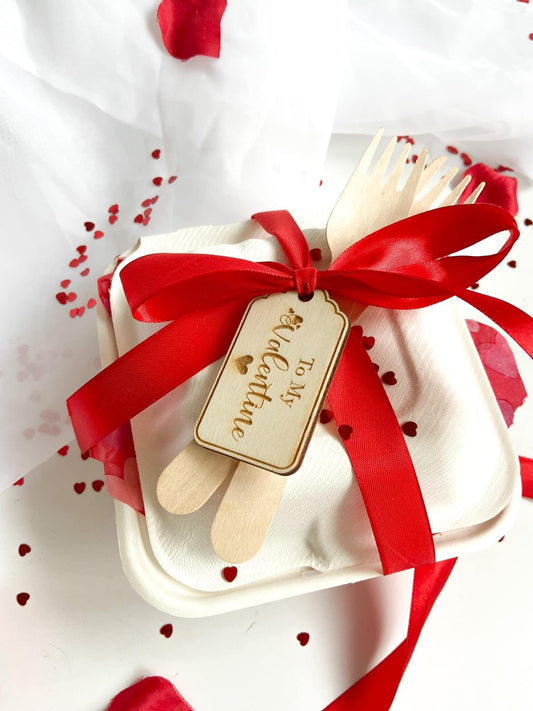 Valentines gift tags. Wooden cake box tags. Traditional tags. Present tags. Flower bouquet tags. Champagne tags. Bottle gift tags. Key tags.