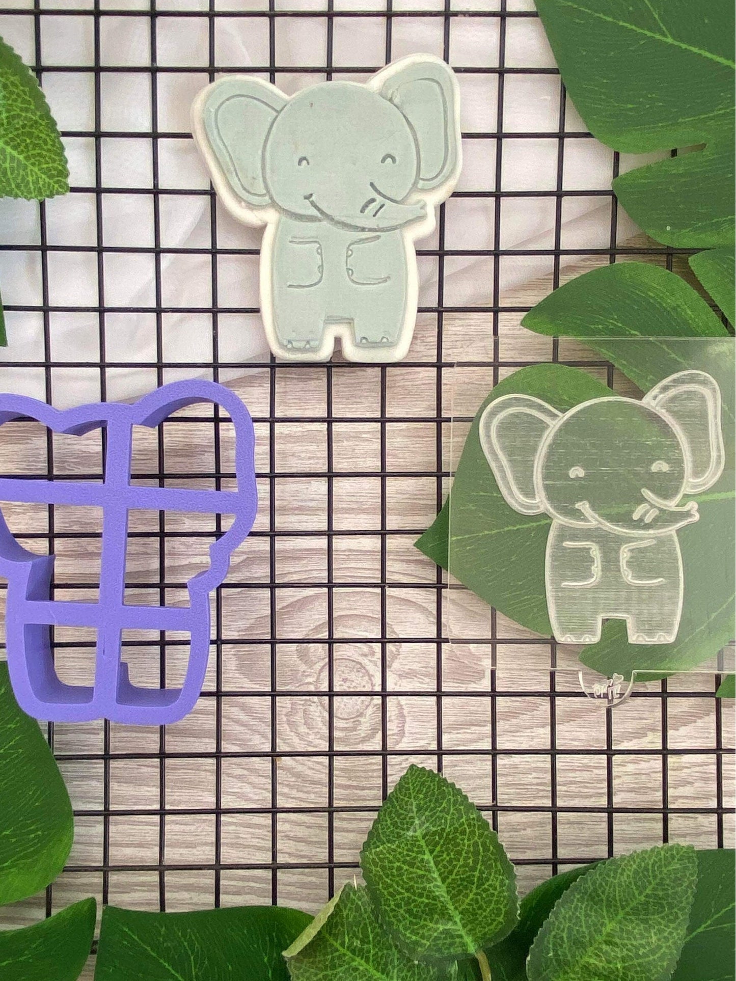Cute Elephant | Debosser / Embosser And Cutter Set