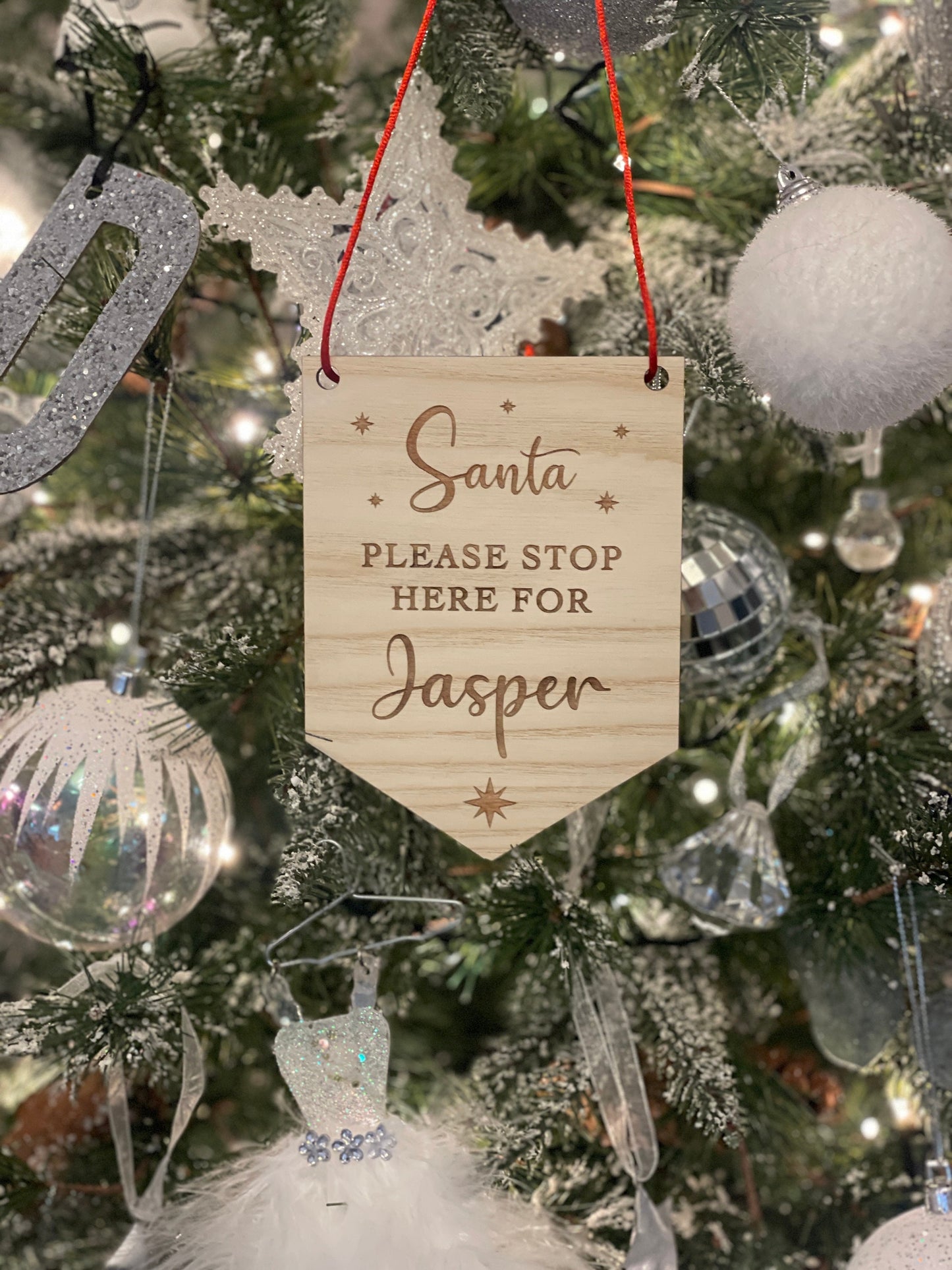 Santa Stop Here personalised signs. Door / bed post hanging signs for kids.