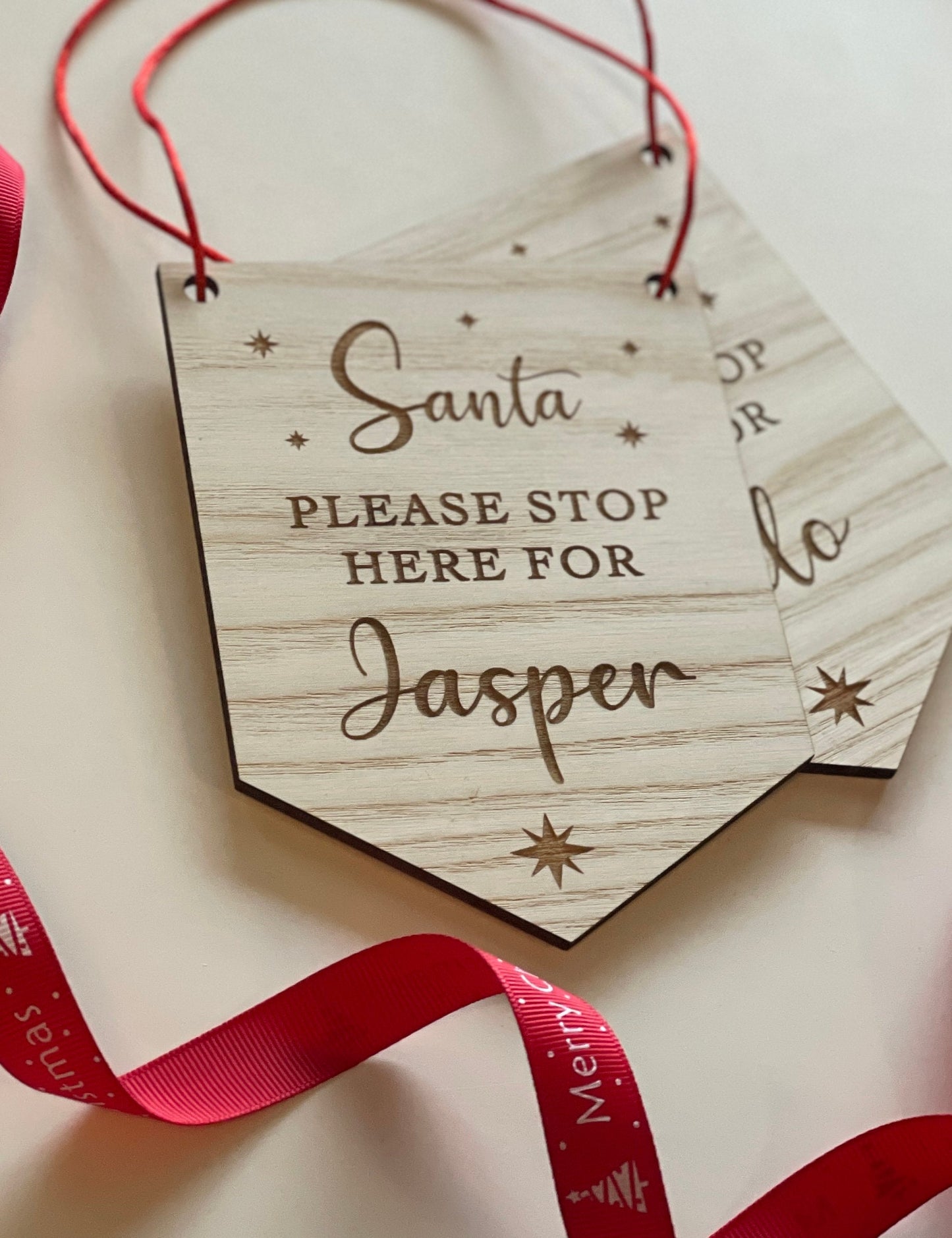 Santa Stop Here personalised signs. Door / bed post hanging signs for kids.