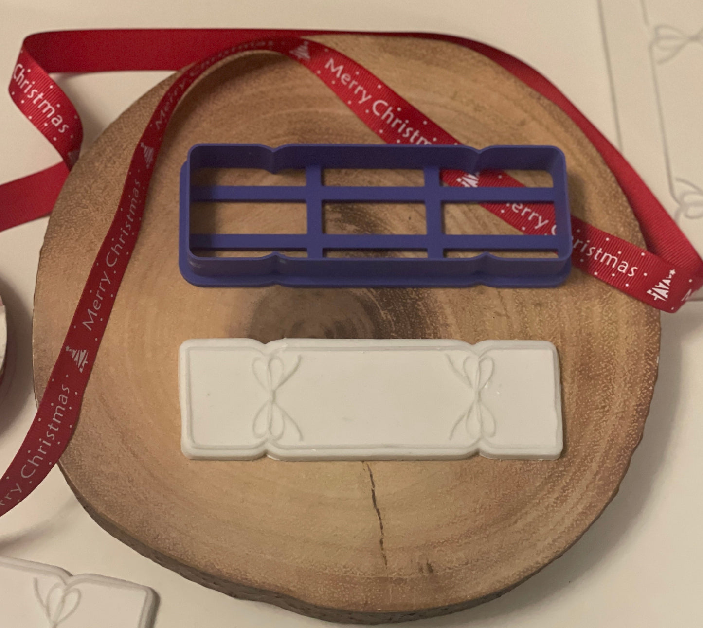 Christmas cracker debosser and cutter set. Fondant Embosser