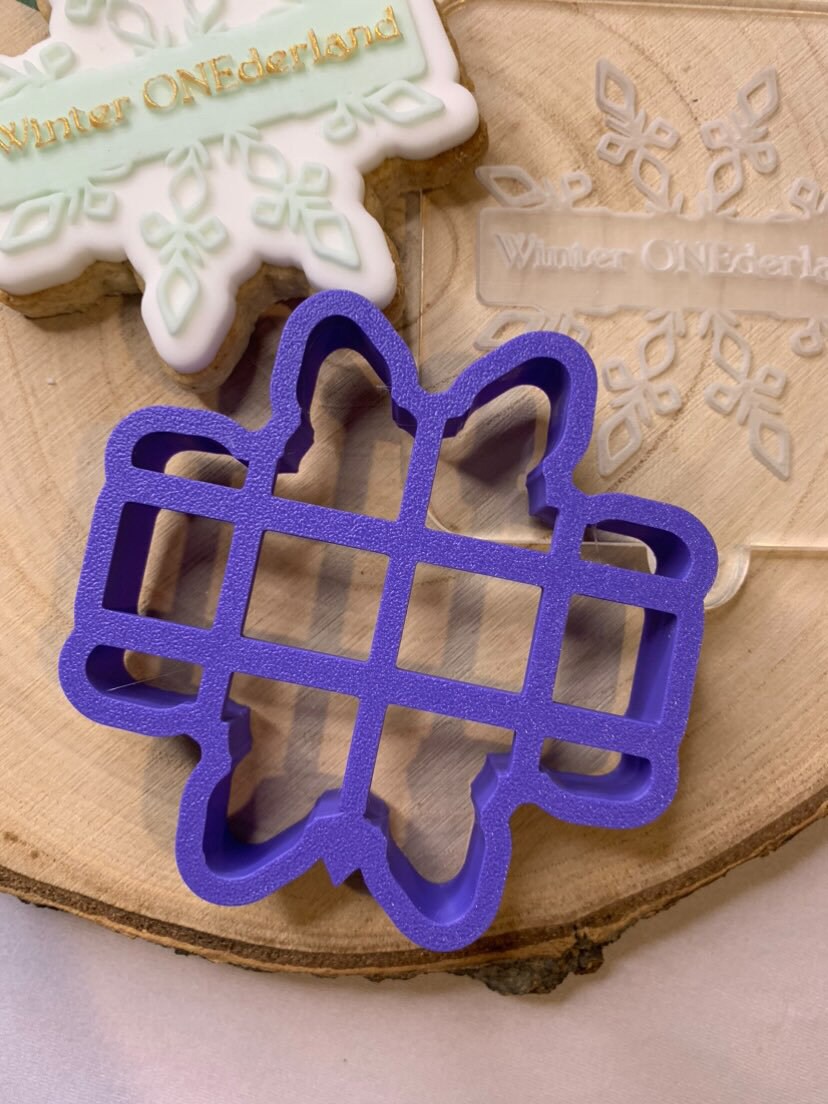 Winter Onederland Snowflake | Debosser And Cutter Set