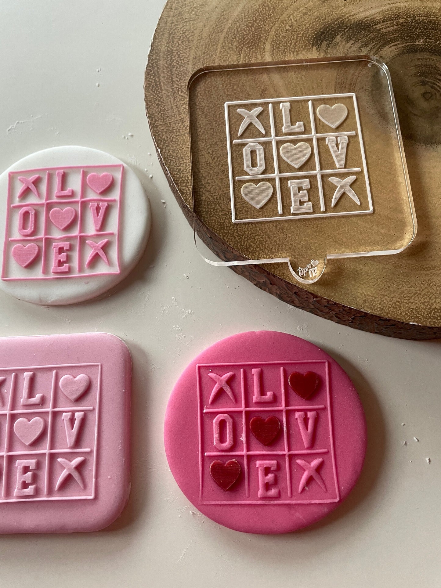Game Of Love XO | Debosser / Embosser