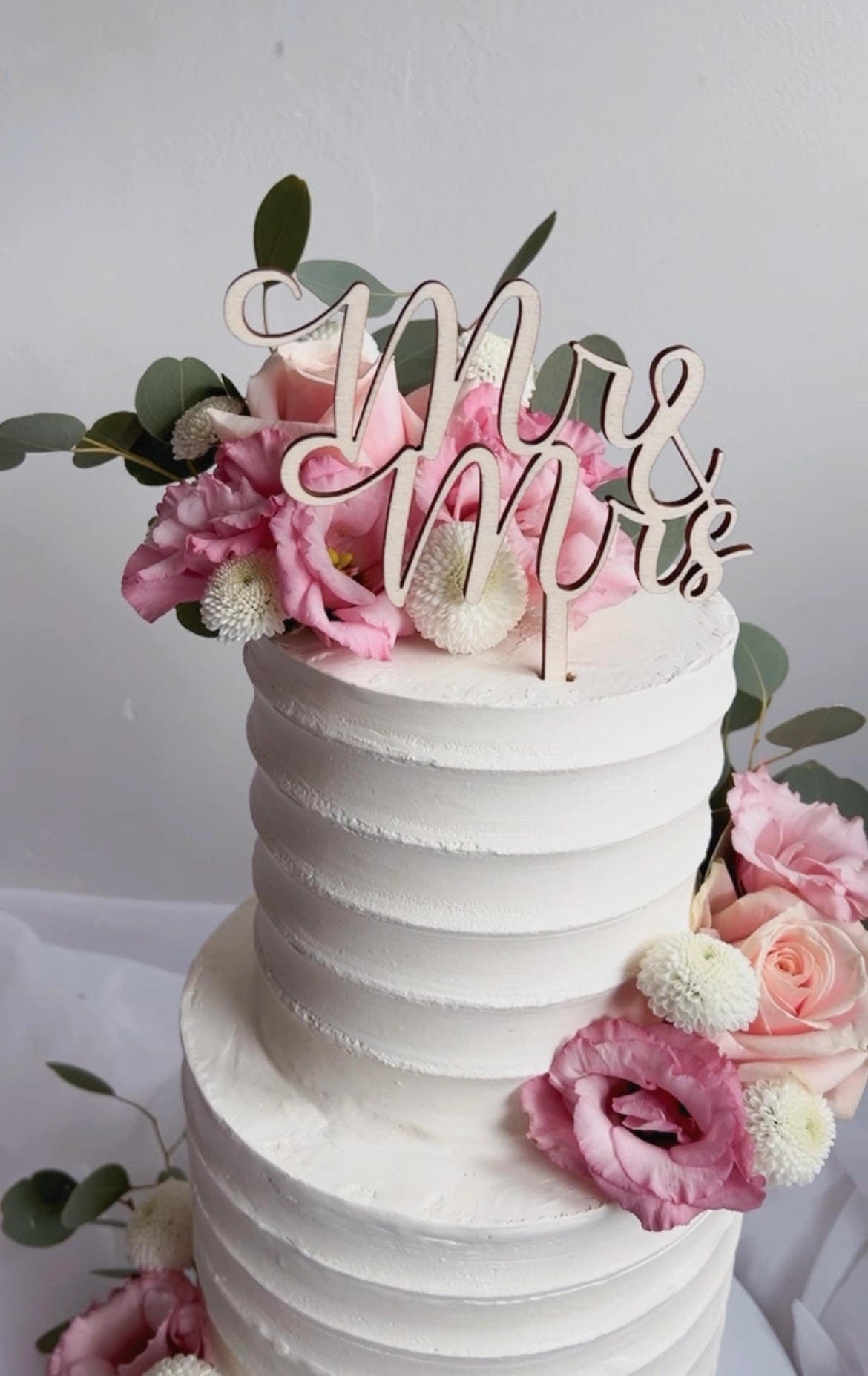 Mr and Mrs cake topper. Gold acrylic. Silver Acrylic. Rose Gold acrylic. Wedding cake topper.