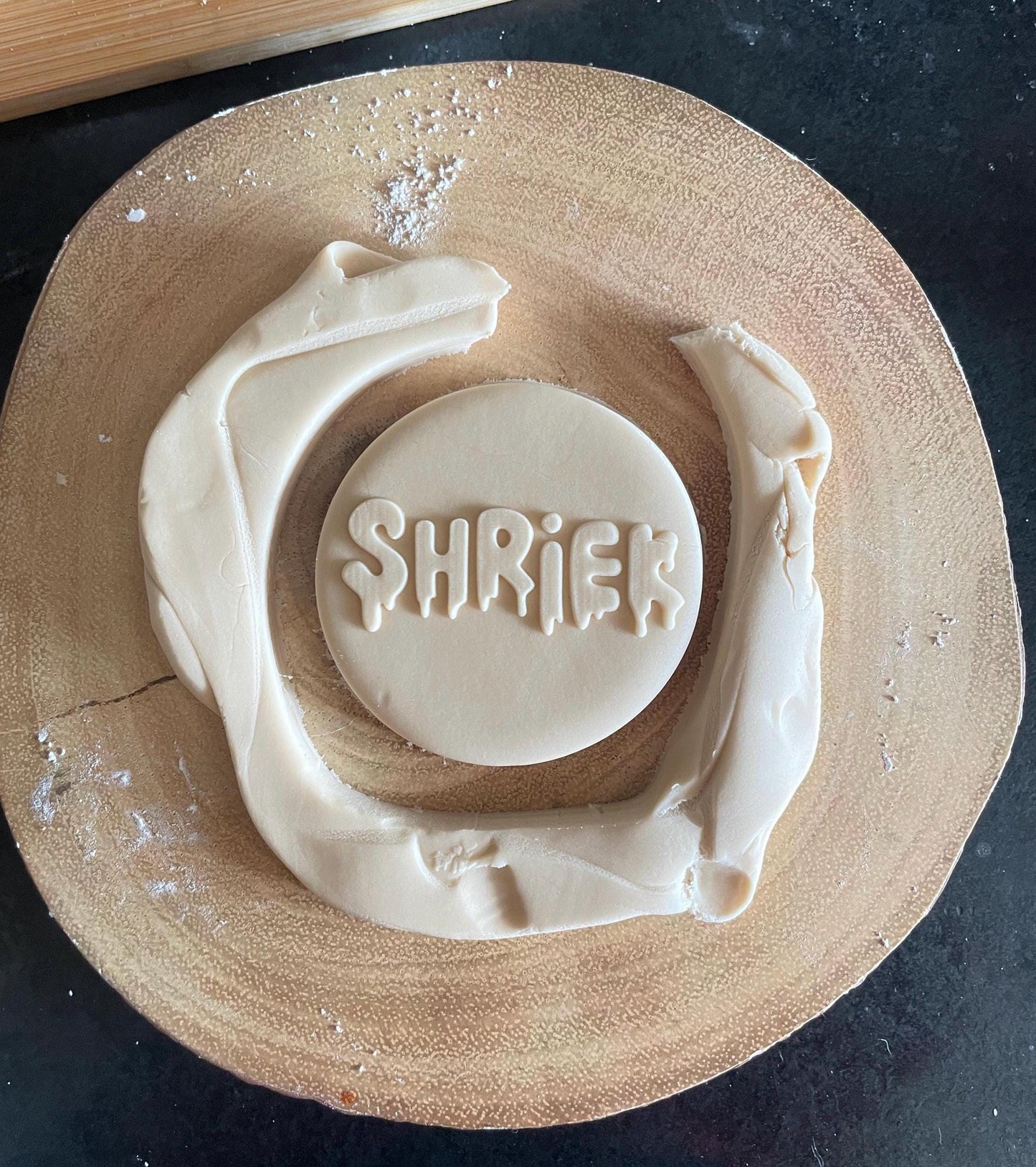 Shriek  Halloween debosser and cutter set. fondant debosser / elbosser for biscuits and cakes.